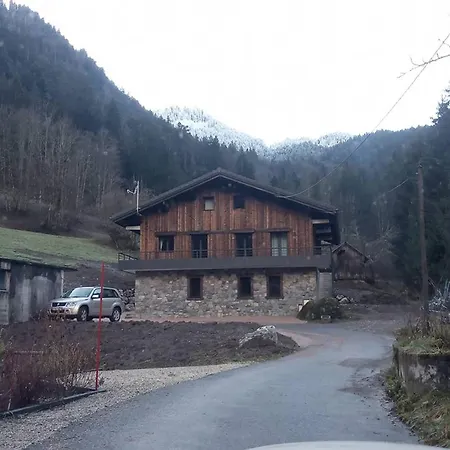 Dom wakacyjny T3 Avec Jardin, Parking, Et Cuisine Equipee A - Fr-1-573-130 Saint-Jean-dʼAulps