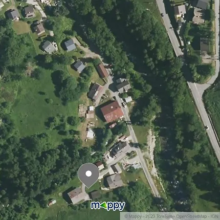 T3 Avec Jardin, Parking, Et Cuisine Equipee A - Fr-1-573-130