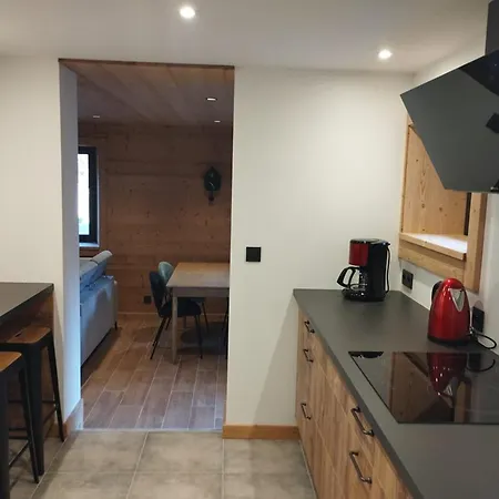 T3 Avec Jardin, Parking, Et Cuisine Equipee A - Fr-1-573-130 *